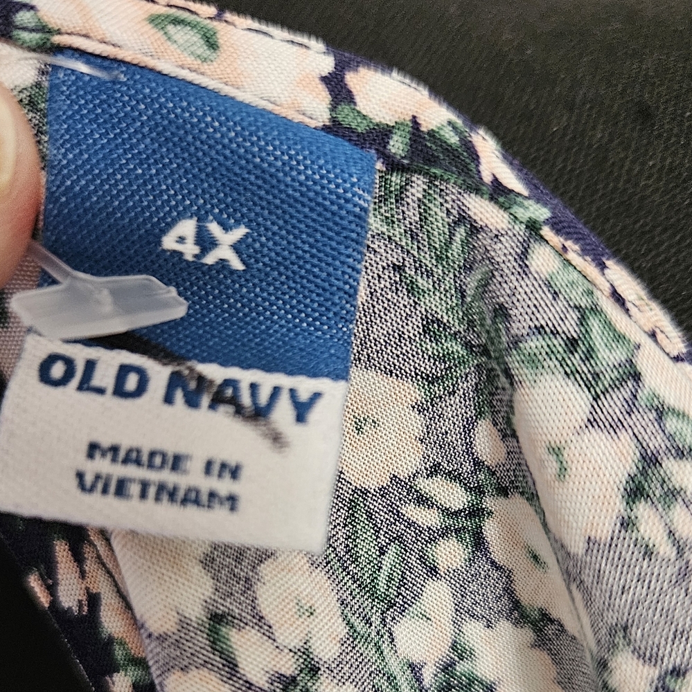 Old Navy Cutout Smocked Back Maxi Shift Dress With Slit Plus Size 4X - Picture 8 of 12